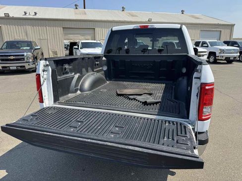 Used 2016 Ford F150 XLT w/ Equipment Group 302A Luxury image 12