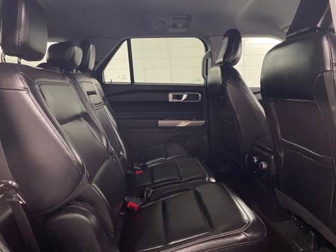 Certified 2023 Ford Explorer XLT w/ Equipment Group 202A image 30