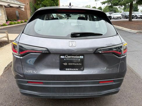 Used 2023 Honda HR-V LX image 7