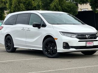 New 2026 Honda Odyssey Sport-L video 2