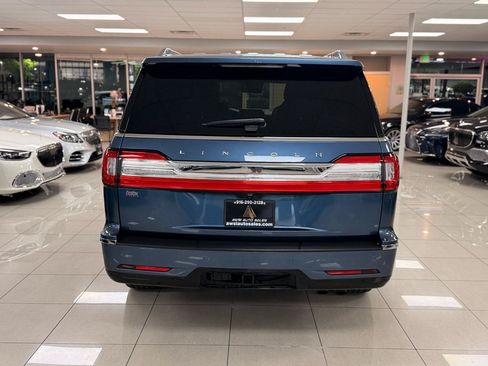 Used 2018 Lincoln Navigator Reserve w/ Technology Package AWD/4WD image 5