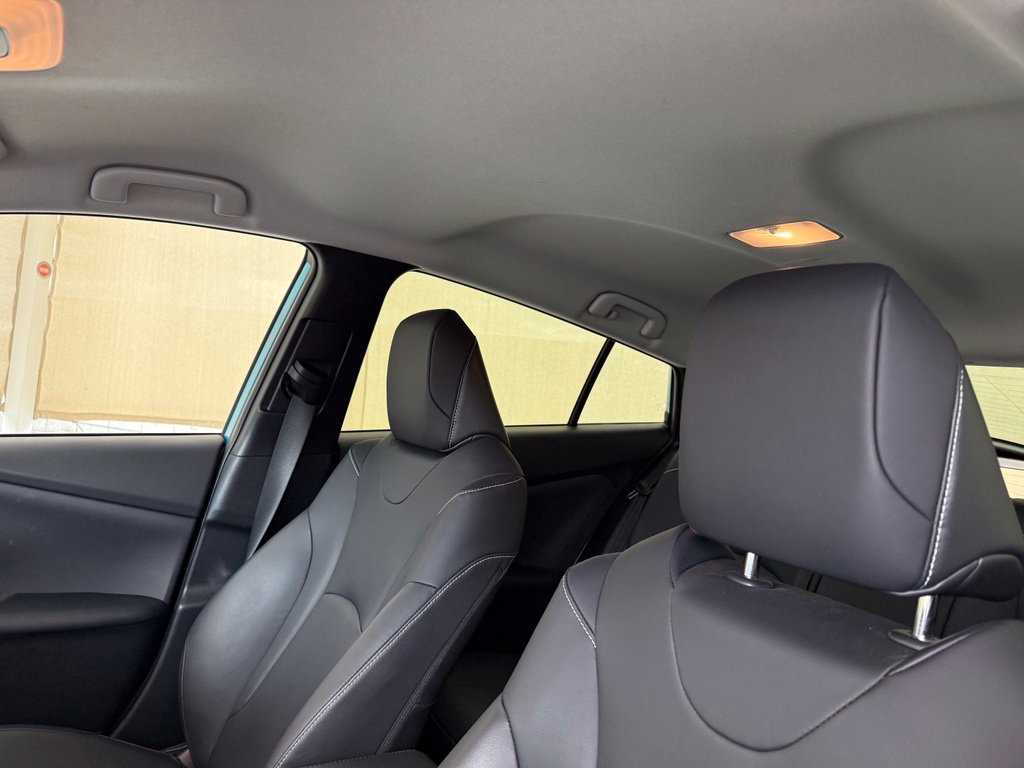Used 2022 Toyota Prius Prime Limited FWD image 13