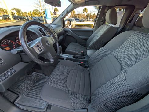 Used 2018 Nissan Frontier SV w/ Value Truck Package image 26