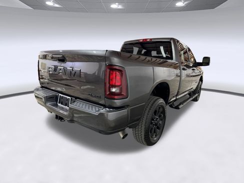 Used 2026 RAM 2500 Big Horn AWD/4WD image 7