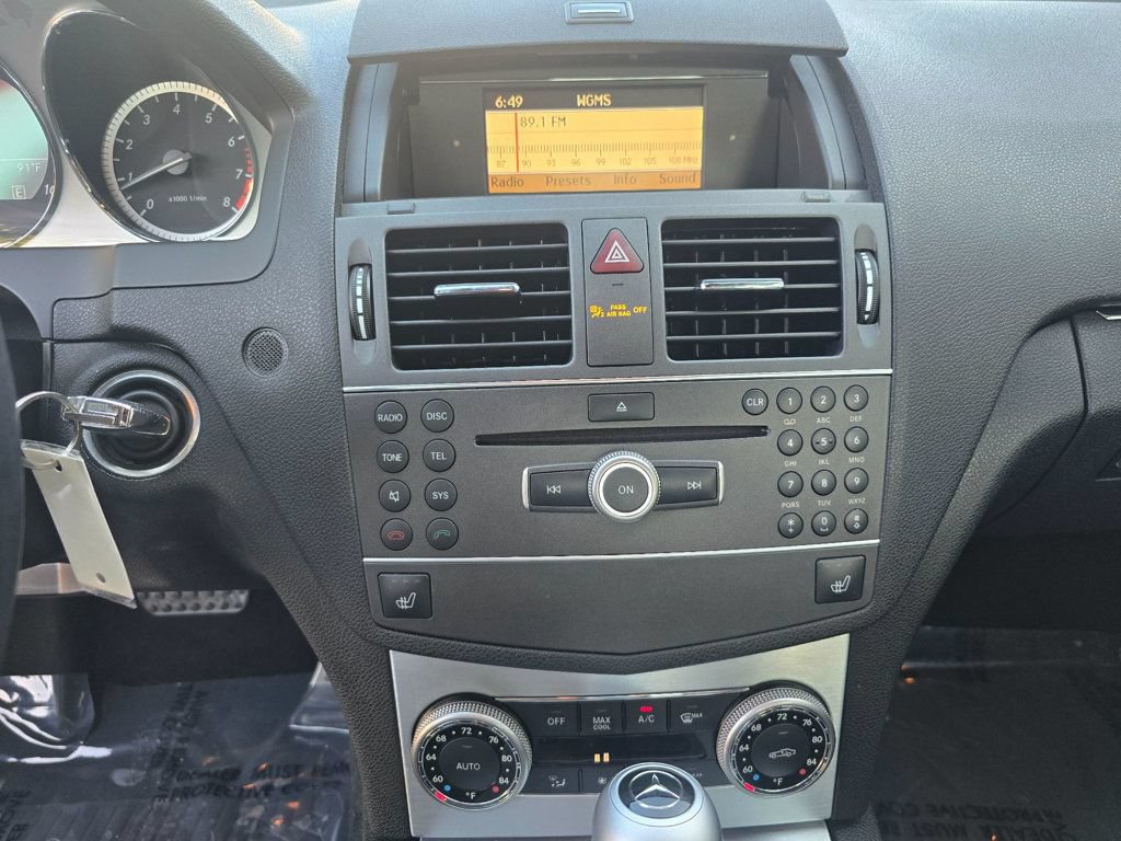 Used 2011 Mercedes-Benz C 300 4MATIC Sedan image 21
