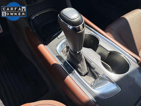Used 2017 Chevrolet Malibu LT w/ Leather Package FWD image 26