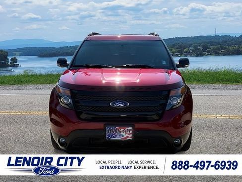 Used 2015 Ford Explorer Sport w/ Equipment Group 401A AWD/4WD image 8