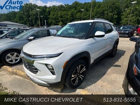 Used 2024 Chevrolet TrailBlazer LT w/ Driver Confidence Package AWD/4WD image 1