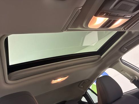 Certified 2025 Subaru Crosstrek 2.0i Premium image 33