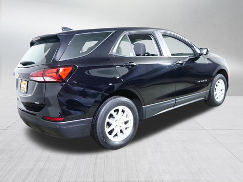 Used 2023 Chevrolet Equinox LS w/ Driver Confidence II Package AWD/4WD image 7
