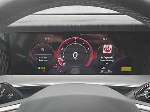 New 2026 Volkswagen Tiguan SE FWD image 14