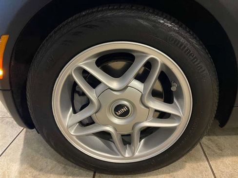 Used 2010 MINI Cooper S image 26