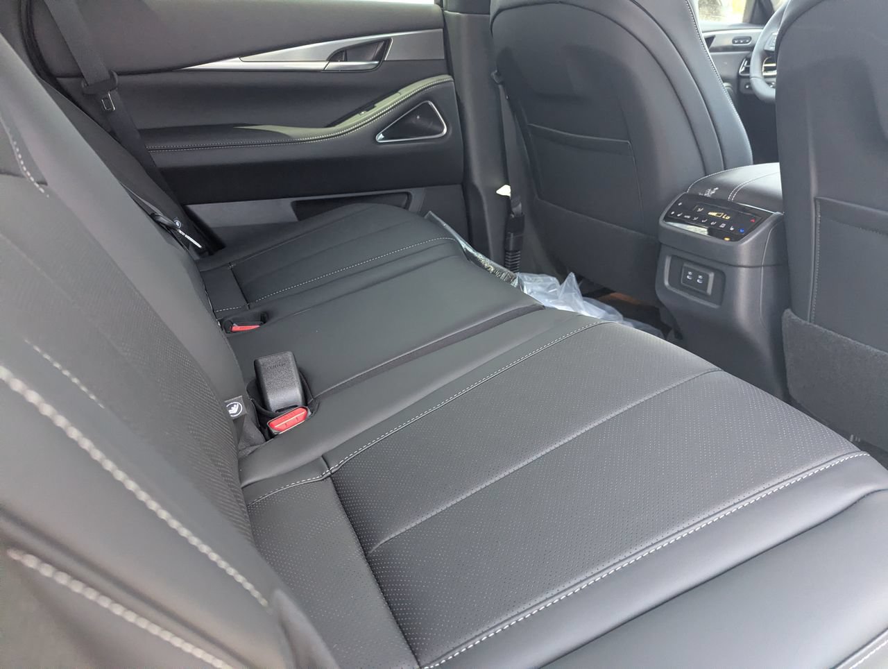 New 2027 INFINITI QX60 Luxe w/ Cargo Package AWD/4WD image 27