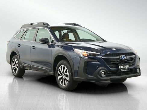 Used 2024 Subaru Outback AWD/4WD image 7