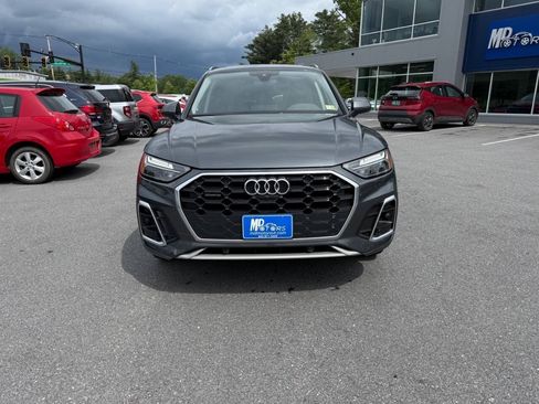 Used 2023 Audi Q5 2.0T Premium Plus w/ Premium Plus Package AWD/4WD image 3