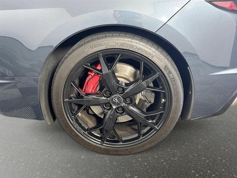 Used 2021 Chevrolet Corvette Stingray Premium Conv w/ Z51 Performance Package image 25