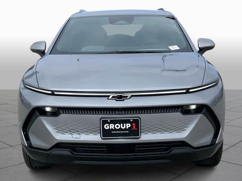 New 2026 Chevrolet Equinox EV LT FWD image 2