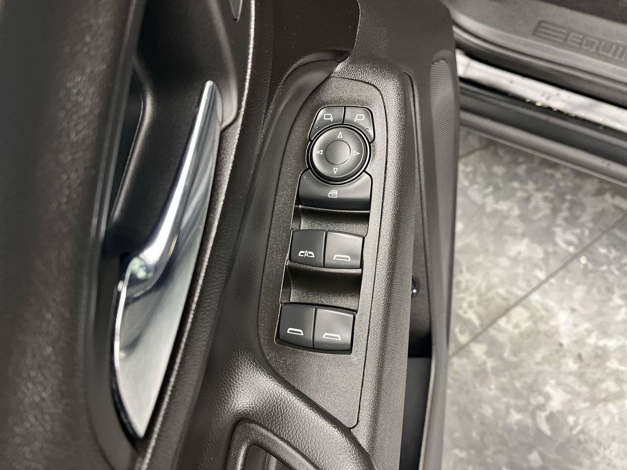 Used 2021 Chevrolet Equinox LT AWD/4WD image 7