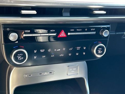 New 2026 Hyundai Ioniq 9 SEL image 25