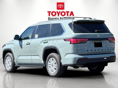 New 2026 Toyota Sequoia SR5 AWD/4WD image 5