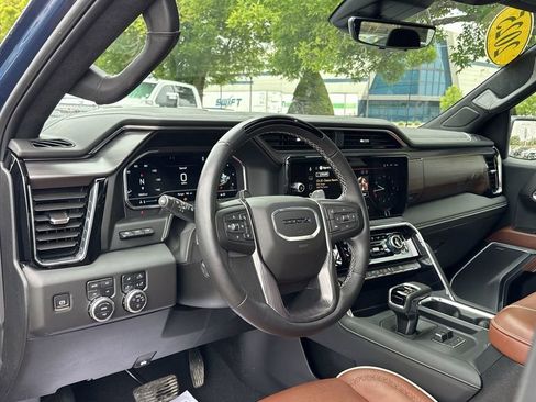 Used 2025 GMC Sierra 1500 Denali Ultimate AWD/4WD image 24