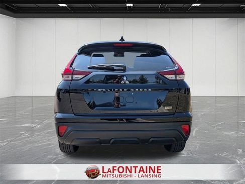 Used 2025 Mitsubishi Eclipse Cross LE image 4