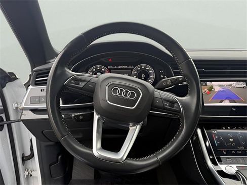 Used 2019 Audi Q8 Premium image 13