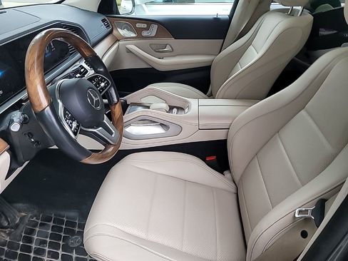 Used 2022 Mercedes-Benz GLS 450 4MATIC image 6