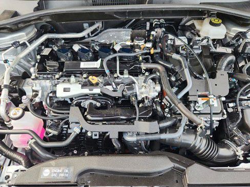 Certified 2025 Toyota Corolla Cross AWD Hybrid w/ Moonroof Package image 27