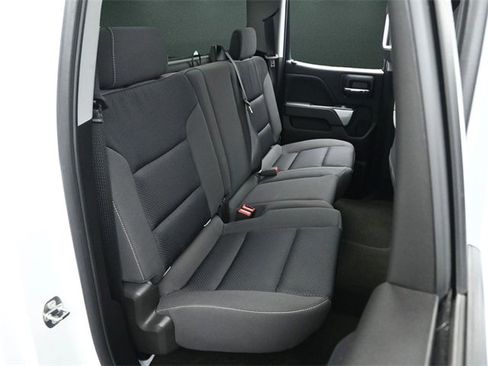 Used 2018 Chevrolet Silverado 1500 LT w/ Rally 2 Edition image 18