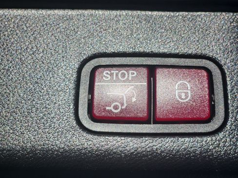 Used 2017 Mercedes-Benz GLE 350 4MATIC image 24