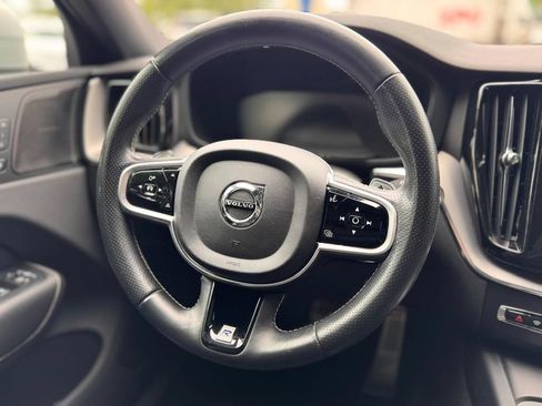 Used 2019 Volvo XC60 T6 R-Design w/ Protection Package AWD/4WD image 24