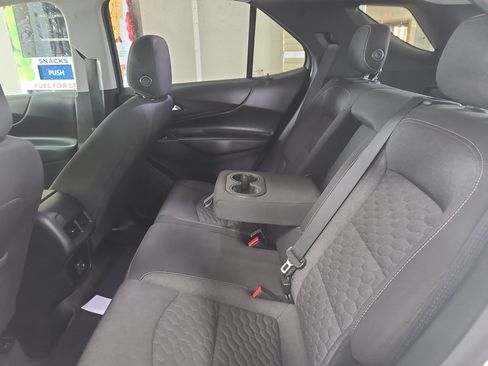 Used 2019 Chevrolet Equinox LT AWD/4WD image 11