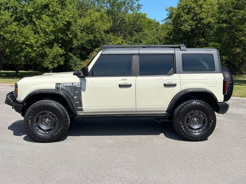 Used 2022 Ford Bronco Everglades AWD/4WD image 7