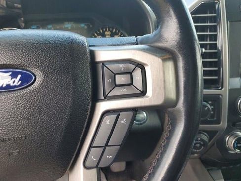 Used 2018 Ford F150 Platinum w/ Equipment Group 701A Luxury AWD/4WD image 28