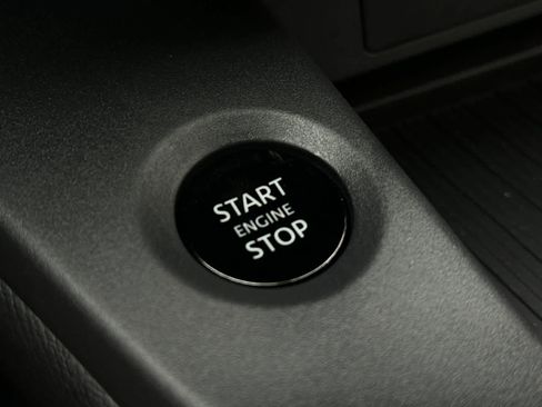 New 2026 Nissan Sentra SR FWD image 25
