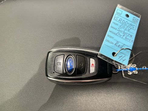 Used 2024 Subaru Outback Limited AWD/4WD image 30