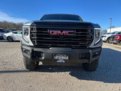Used 2024 GMC Sierra 1500 AT4X w/ AT4X AEV Edition image 3