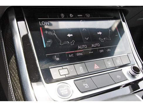 Used 2025 Audi Q7 3.0T Premium Plus AWD/4WD image 31