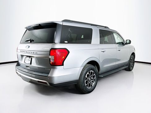 Used 2024 Ford Expedition Max XLT image 9