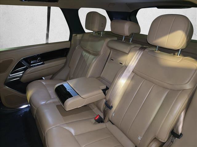 Used 2024 Land Rover Range Rover SE AWD/4WD image 14