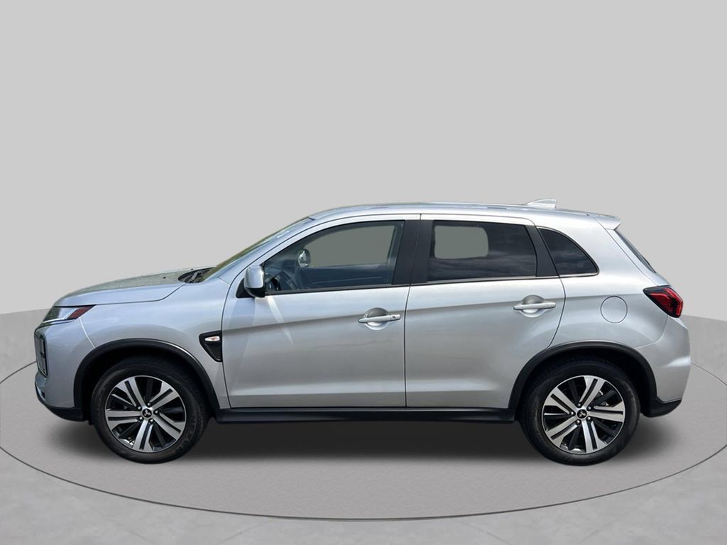 Used 2025 Mitsubishi Outlander Sport ES AWD/4WD image 4