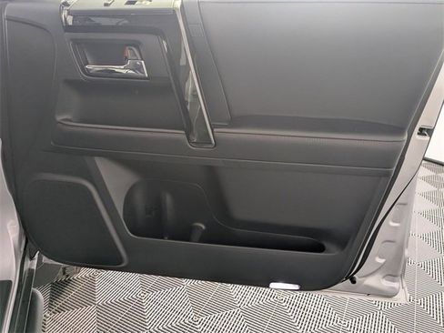 Used 2024 Toyota 4Runner TRD Off-Road image 34