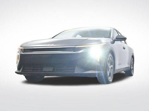 Used 2025 Kia K4 FWD image 40