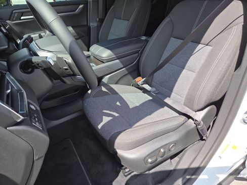 New 2026 GMC Acadia Elevation FWD image 28