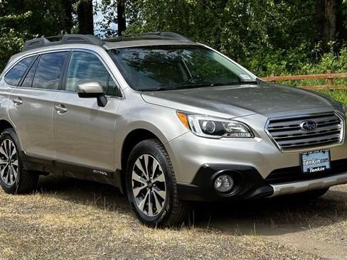 Used 2017 Subaru Outback 3.6R Limited AWD/4WD image 2