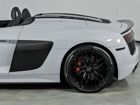 Used 2018 Audi R8 V10 plus image 9