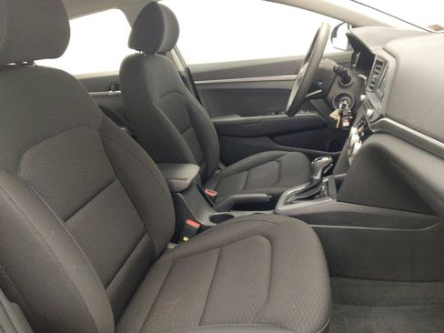 Used 2019 Hyundai Elantra SE w/ Cargo Package image 21