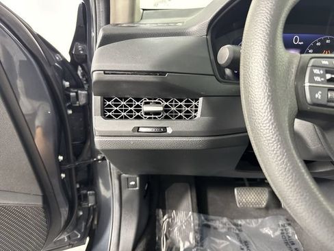Certified 2025 Honda Accord SE image 15