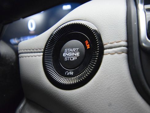 Certified 2023 Jeep Compass Limited w/ Elite Group AWD/4WD image 35